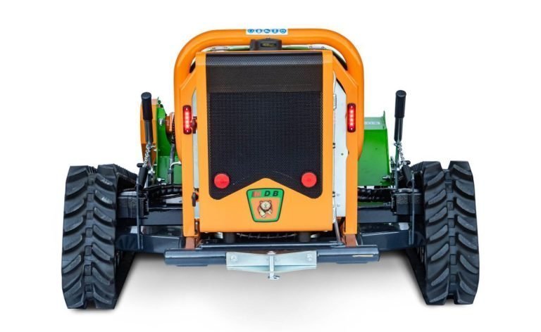 F 300 PRO: Trinciaerba Radiocomandato Professionale - 8