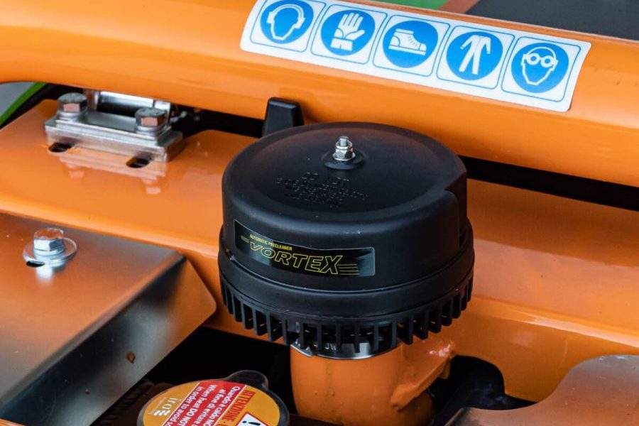 F 300 PRO: Trinciaerba Radiocomandato Professionale - 5