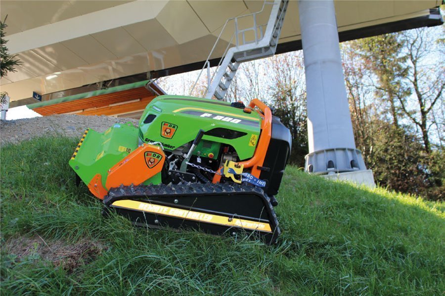 F 300 PRO: Trinciaerba Radiocomandato Professionale
